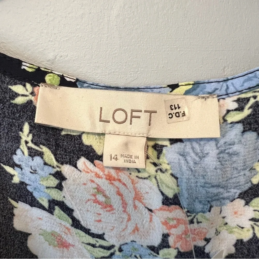 Loft Floral V-Neck Short Sleeve Dress NWT Size 14